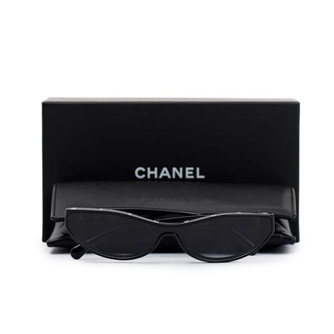 Chanel Black 24 karat Gold Acetate Oval 5415 Lily Depp Cat Eye .